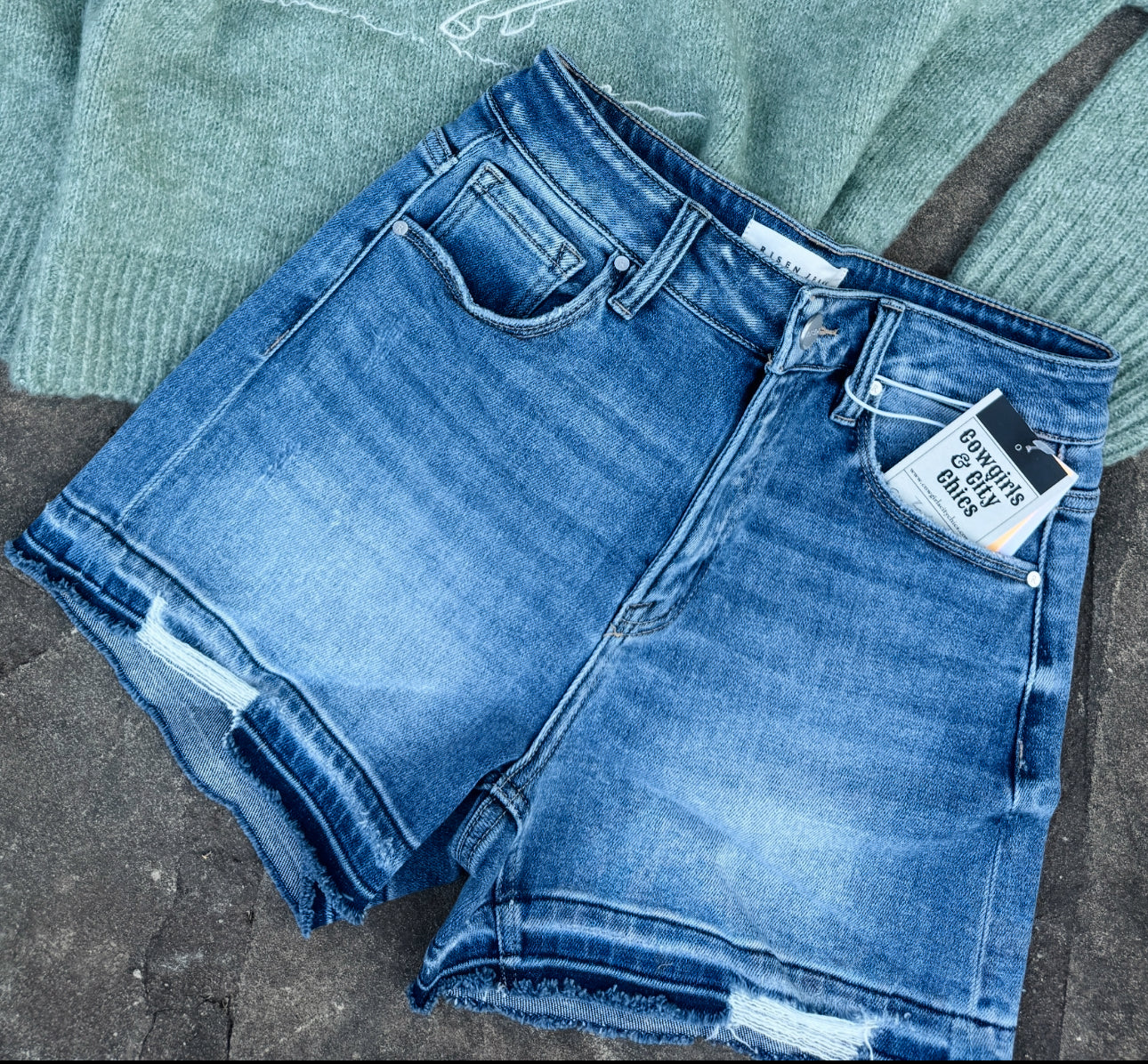 Distressed Hem Risen Denim Shorts