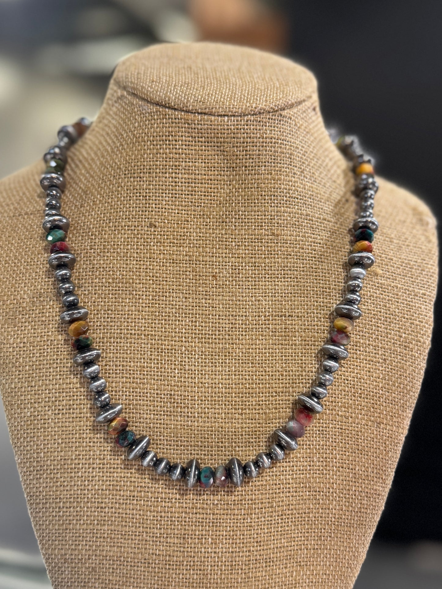 {Vegas} Pearl Necklace
