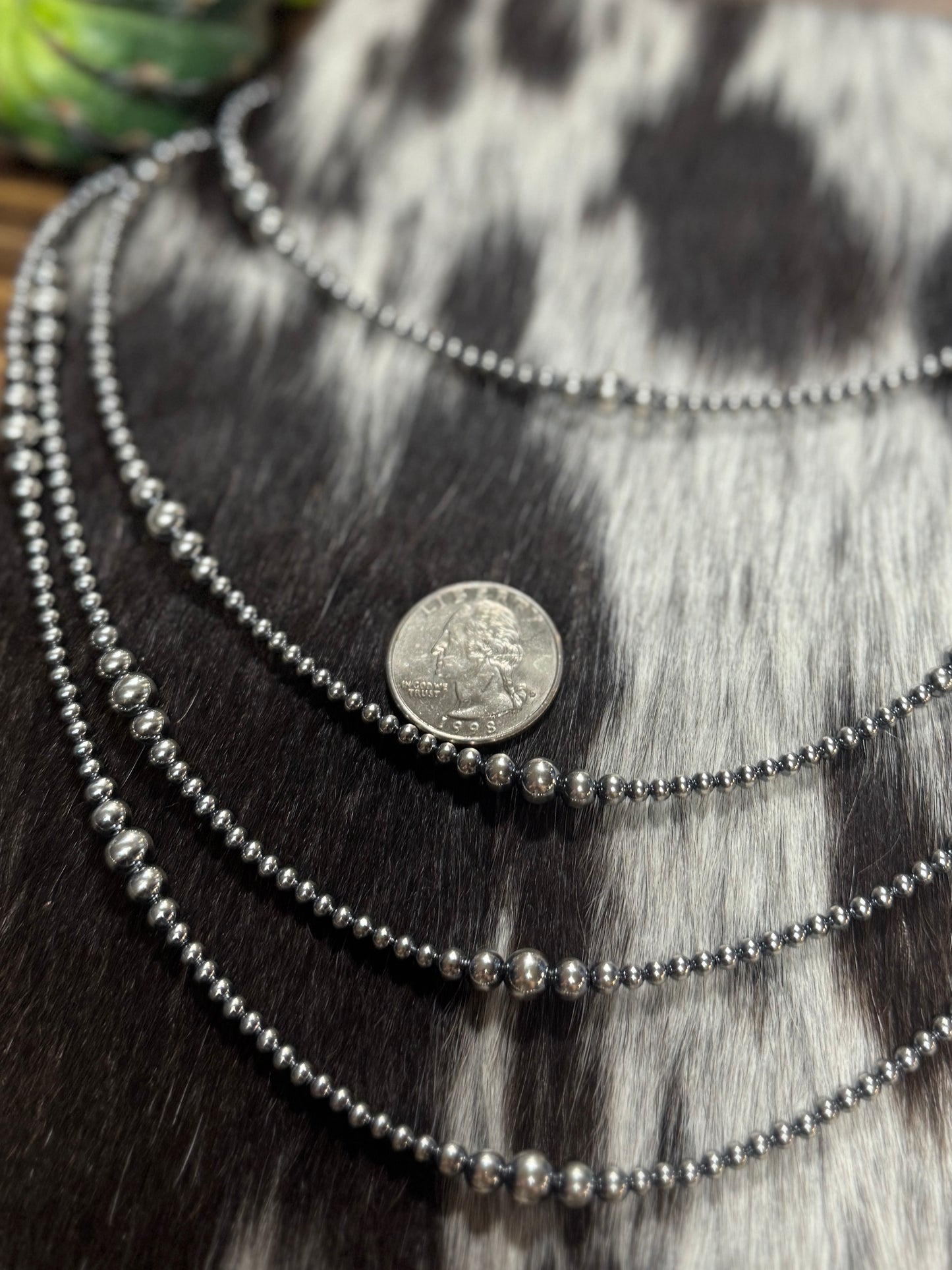 {Yellow Rose}Smaller Graduated Sterling Silver Necklace