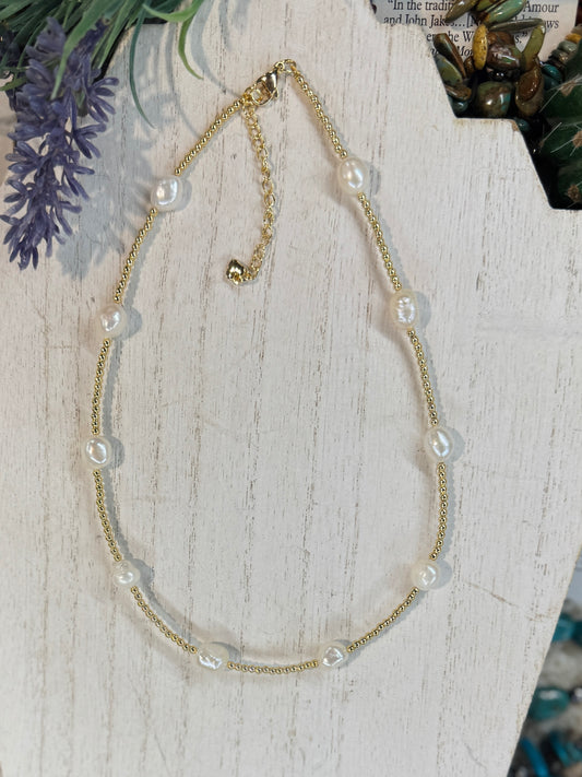 Gold & Pearl Necklace