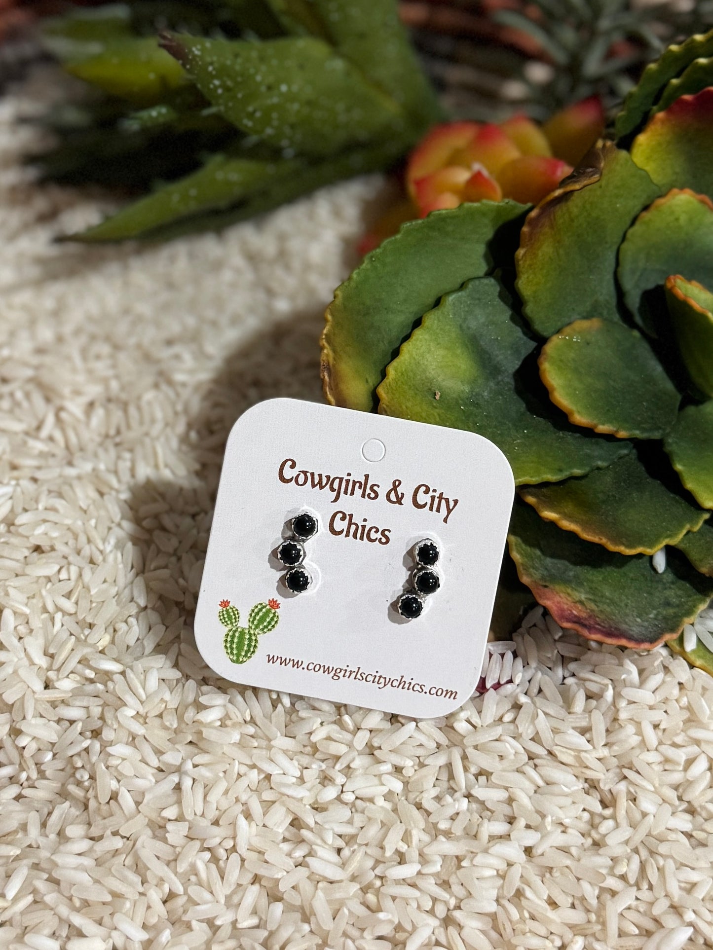 {Black Onyx} Small Curved Silver Earrings