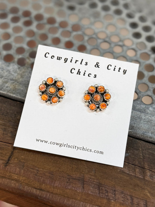 Small Spiny Oyster Round Stud Earrings
