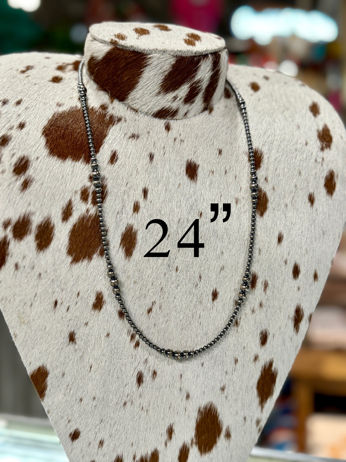 {Yellow Rose}Smaller Graduated Sterling Silver Necklace
