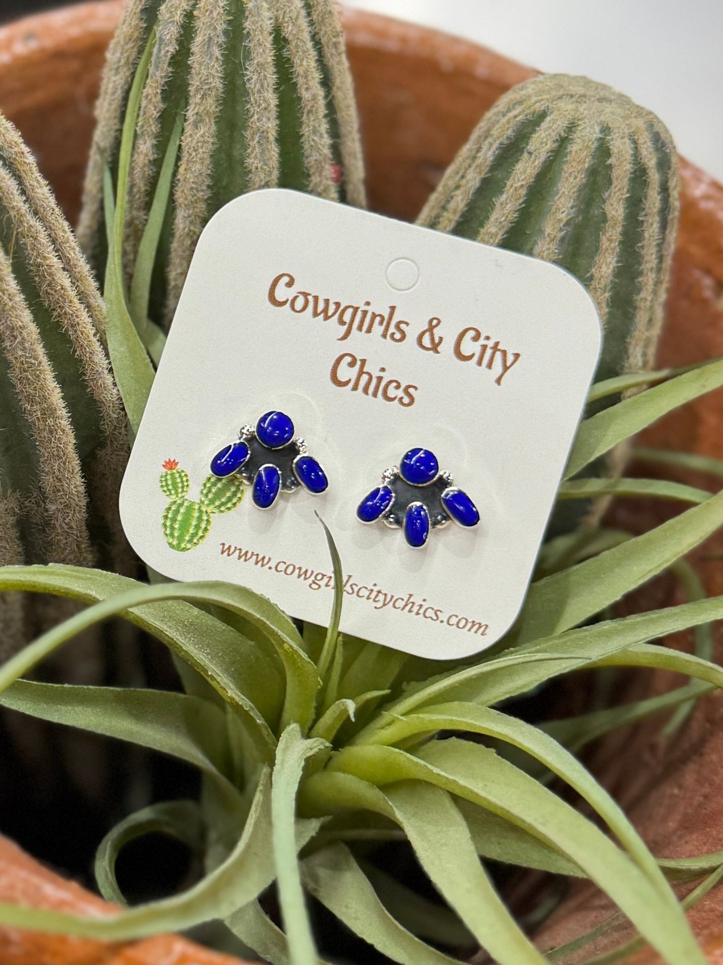 {Delta} Lapis Cluster Stud Earrings - Cowgirls & City Chics