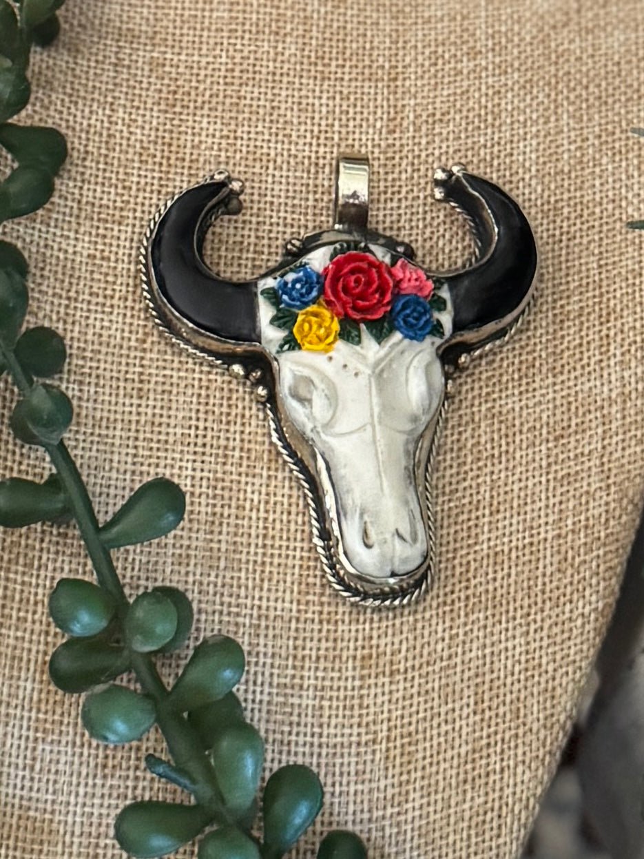 {Gypsy} Flower Cow Skull Pendent - Cowgirls & City Chics