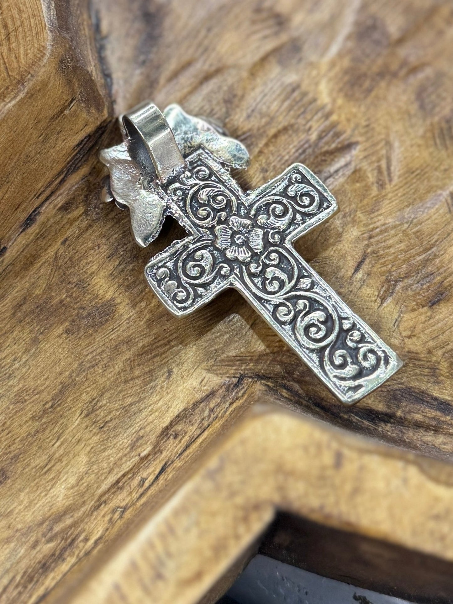 Kingman Cross Pendent - Cowgirls & City Chics