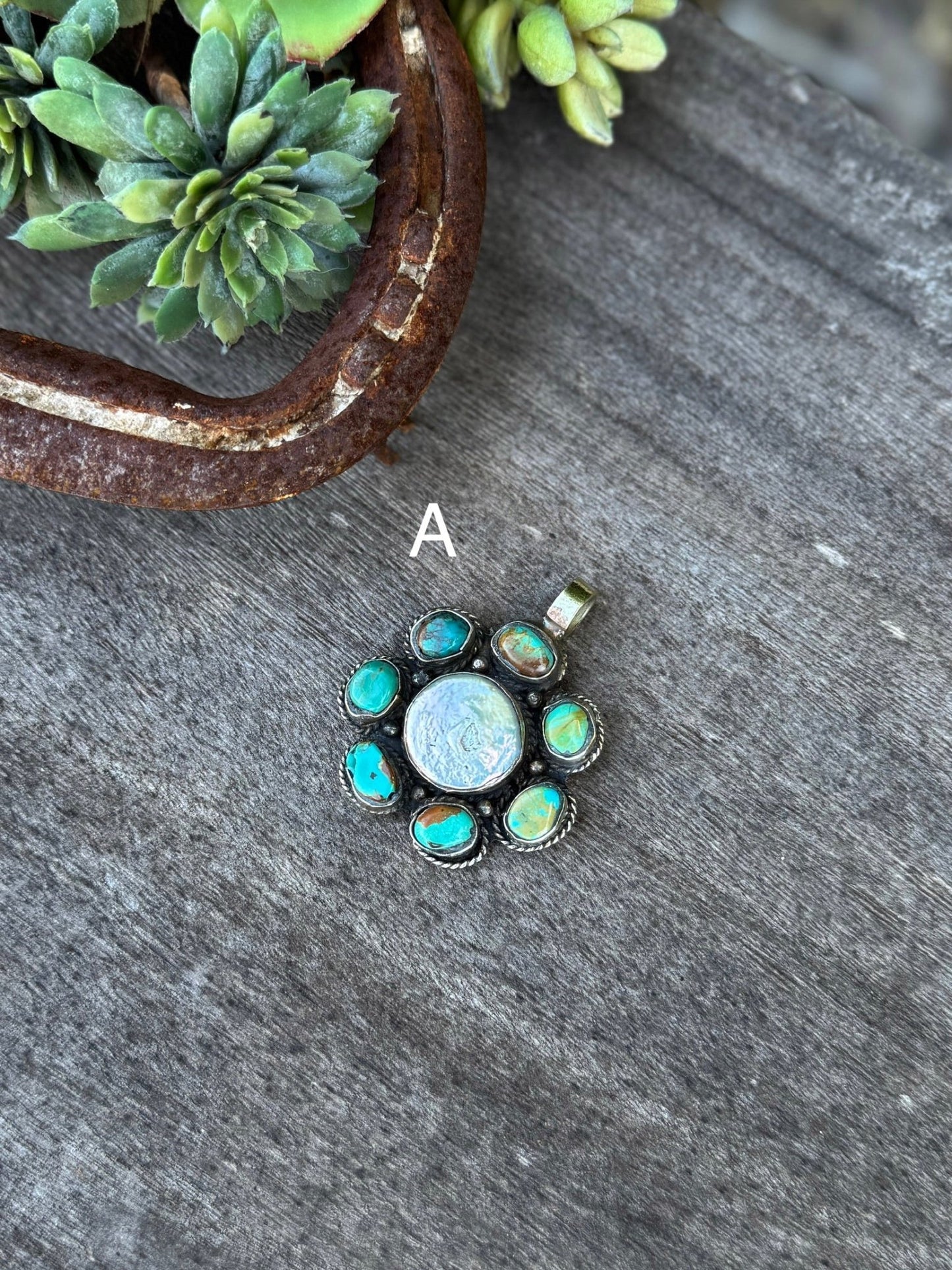 Kingman & Pearl Cluster Pendent - Cowgirls & City Chics
