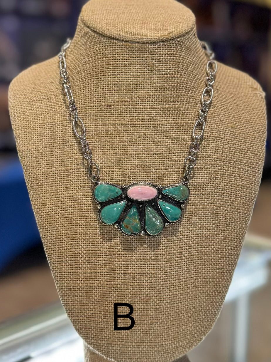 Pinck Conch & Kingman Side Cluster Necklace - Cowgirls & City Chics