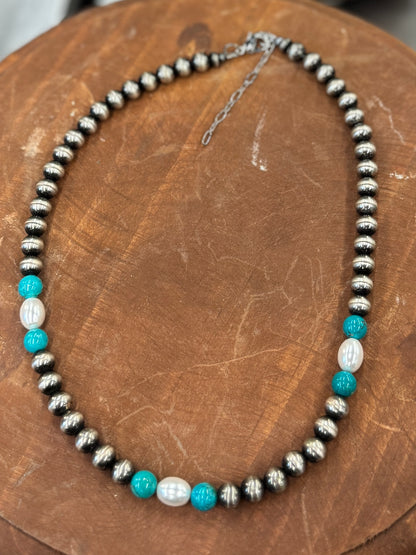 {Pearls & Turquoise} Necklace