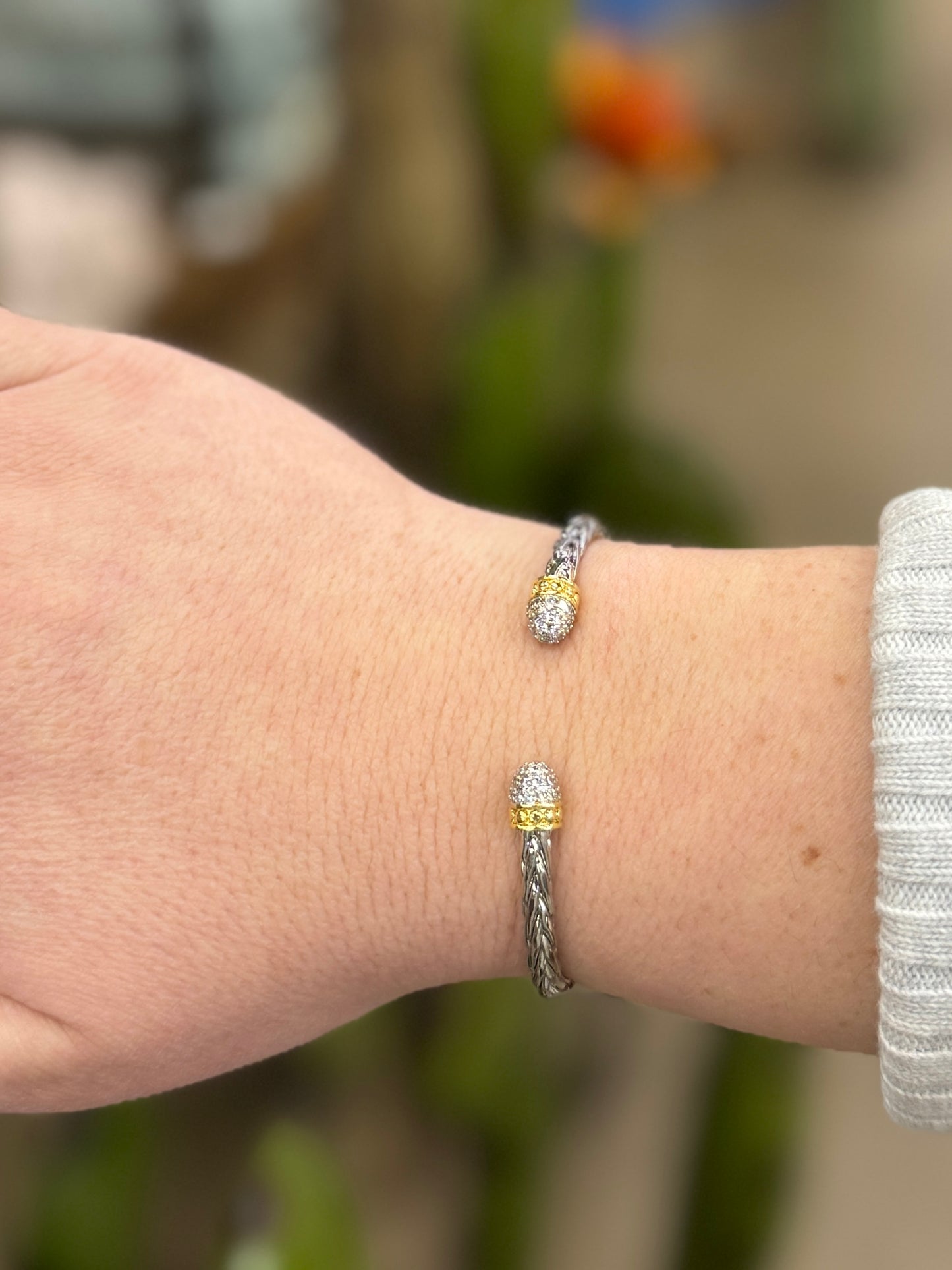 {Sparkle It Up} Cuff Bracelet