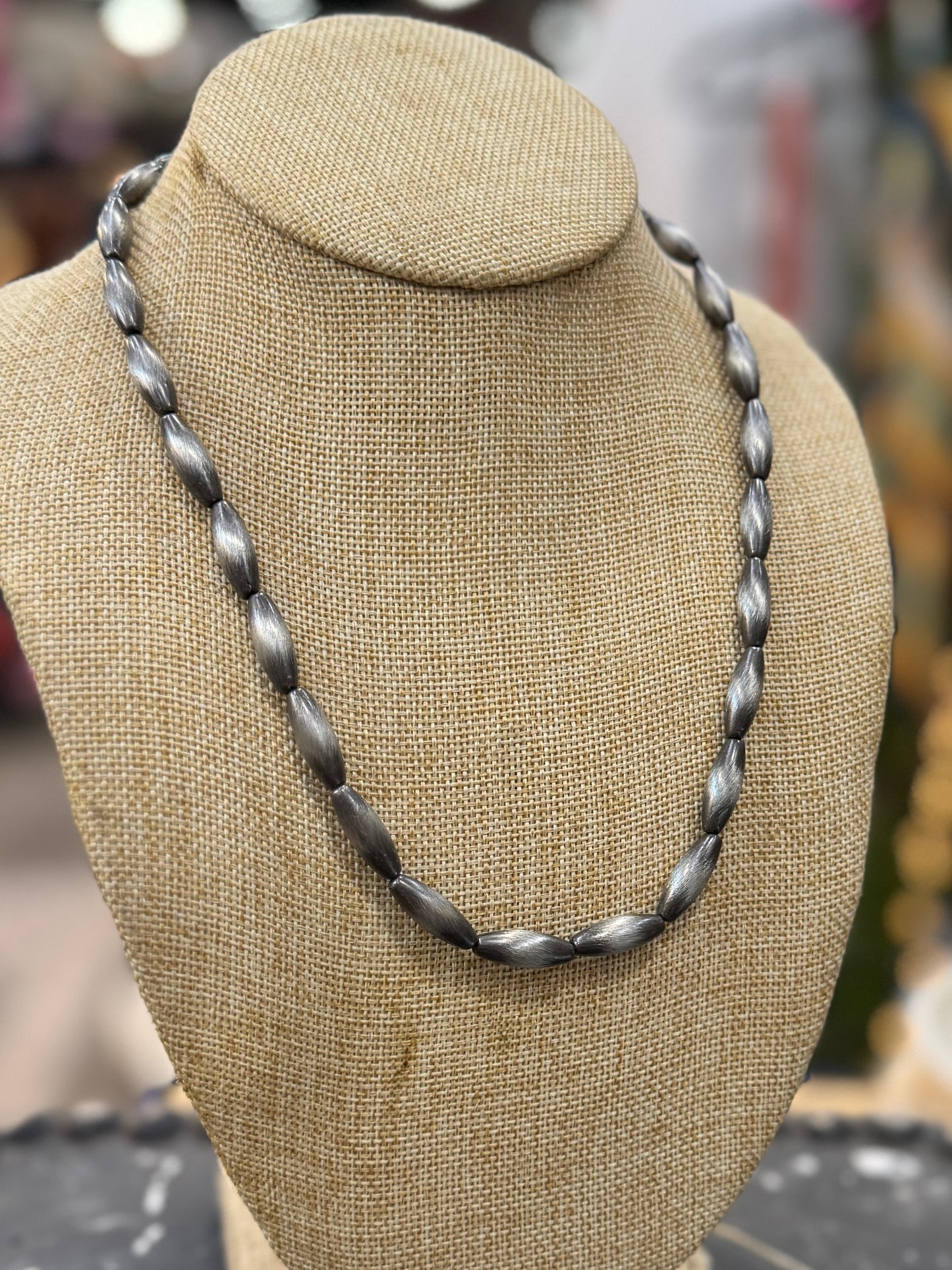 {Houston} Solid Barrel Necklace