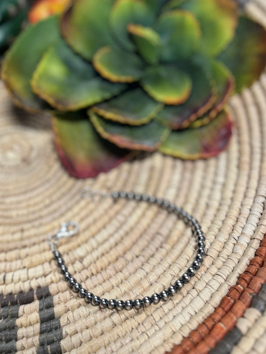 {CHIC} 4mm Pearl Bracelet