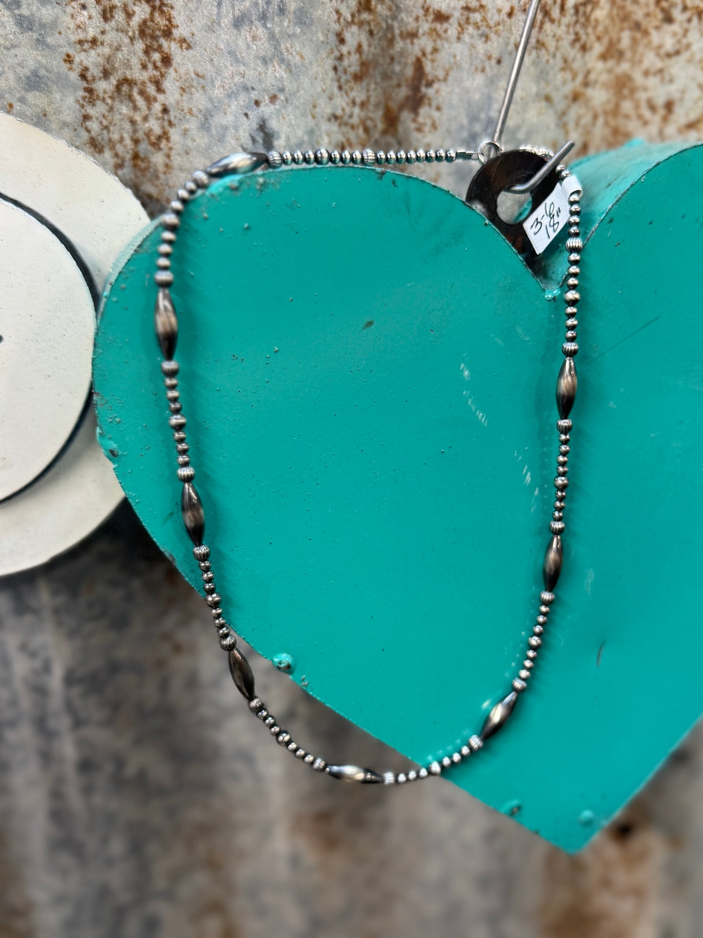 {Emma} Barrel Silver Pearl Necklace