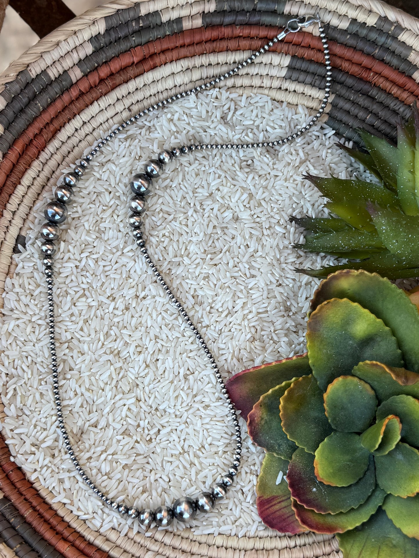 {Emory} Graduated Pearl Necklace