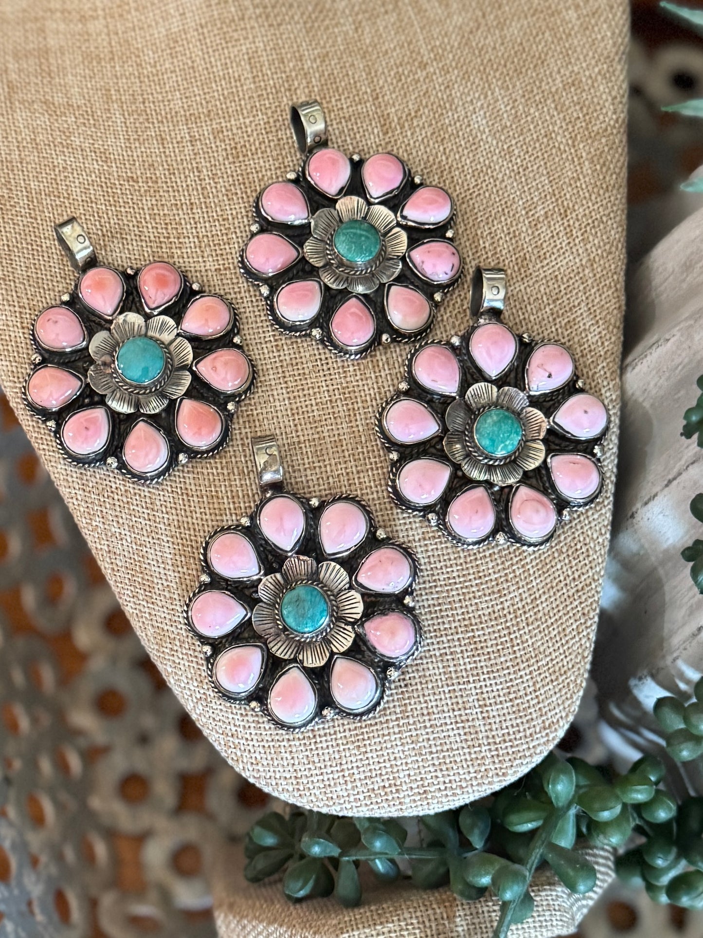Pink Conch Cluster Pendent