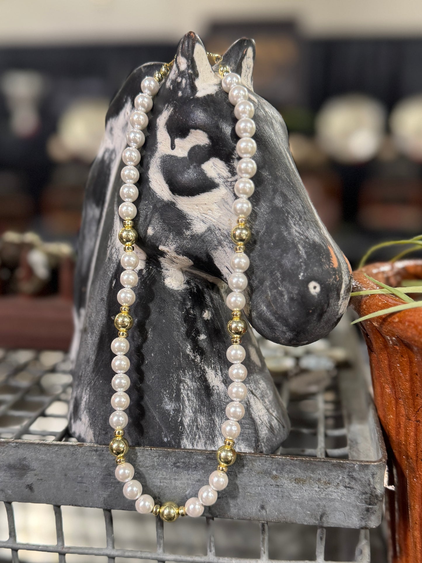 Chunky Pearl & Gold Necklace (Copy)