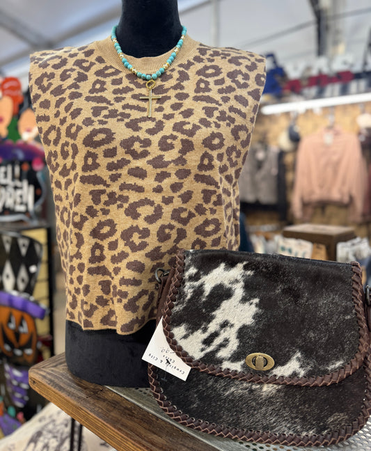 {WILD} Leopard Print Sleevless Sweater