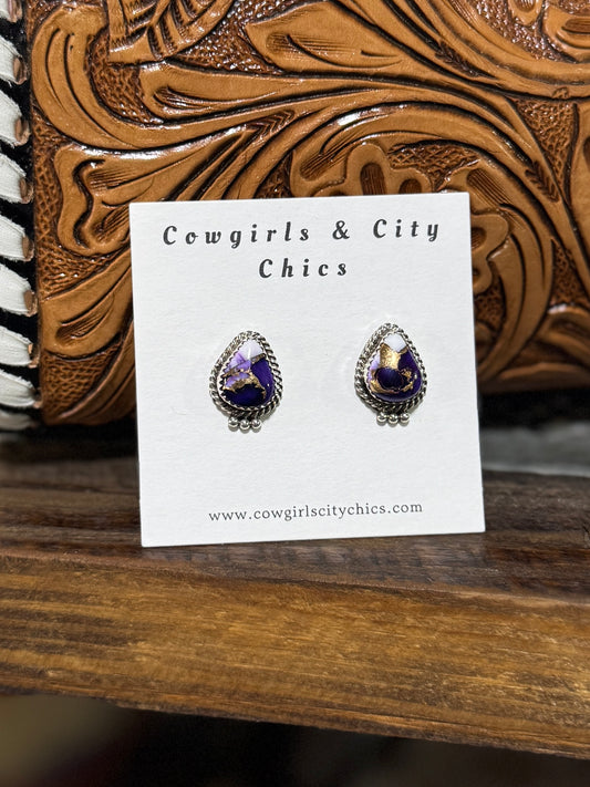 Lavender Dahila Stud Earrings
