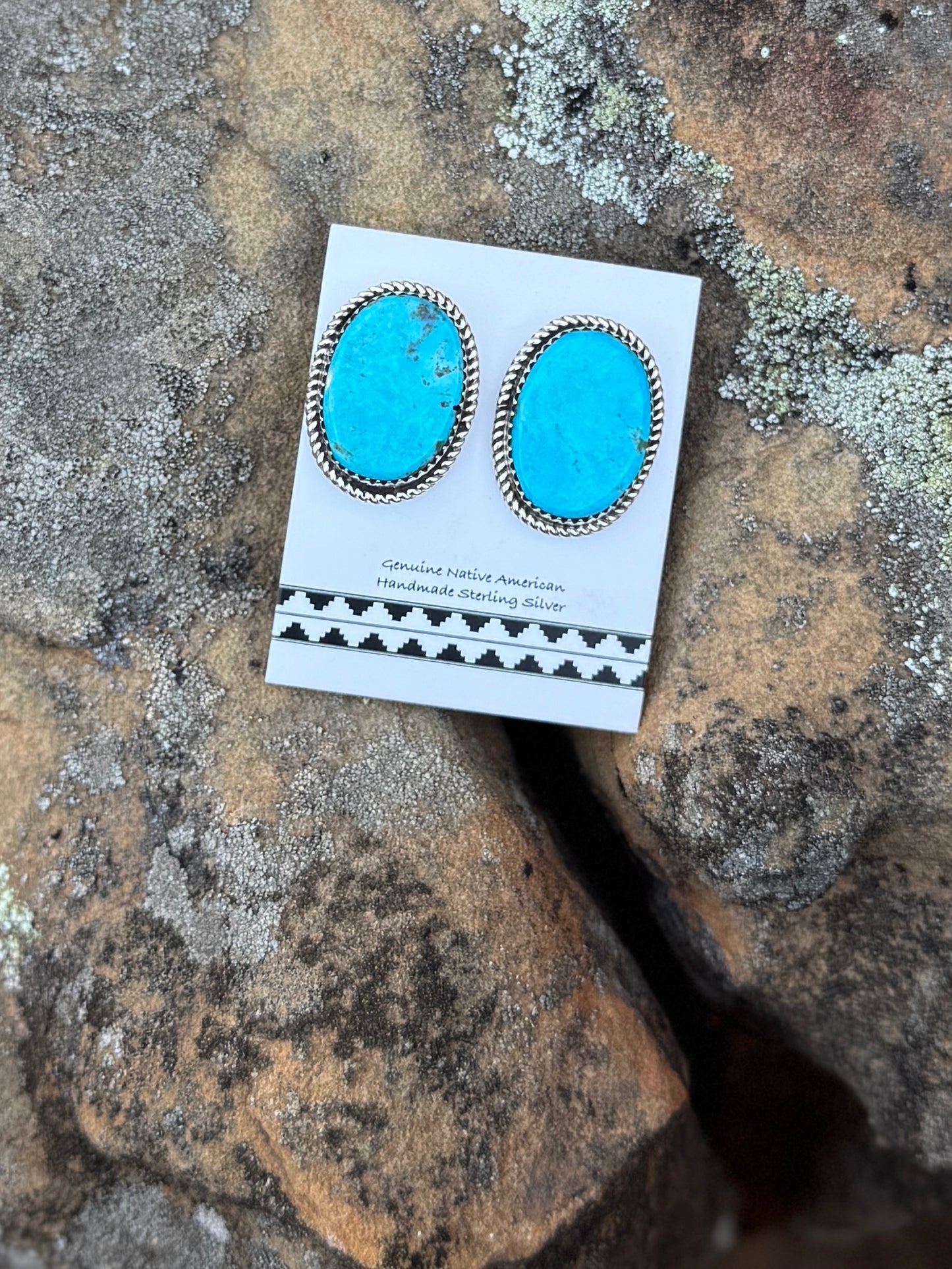 {Ocean} Kingman Round Studs