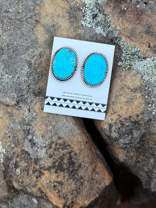 {Ocean} Kingman Round Studs