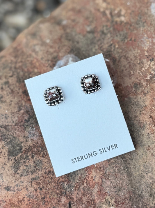 {Everyday} Wild Horse Sterling Stud