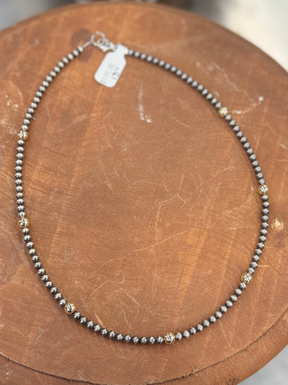 {Lubbock} Gold & Silver Pearl Necklace