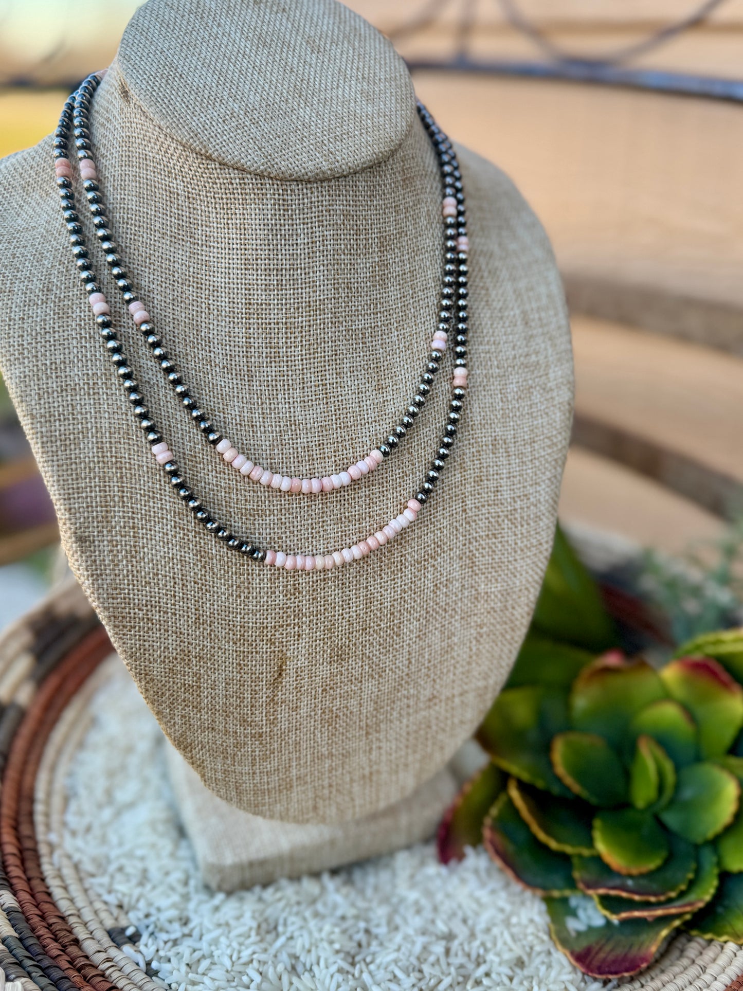 {Austin} Pink Conch Silver Bead Necklace
