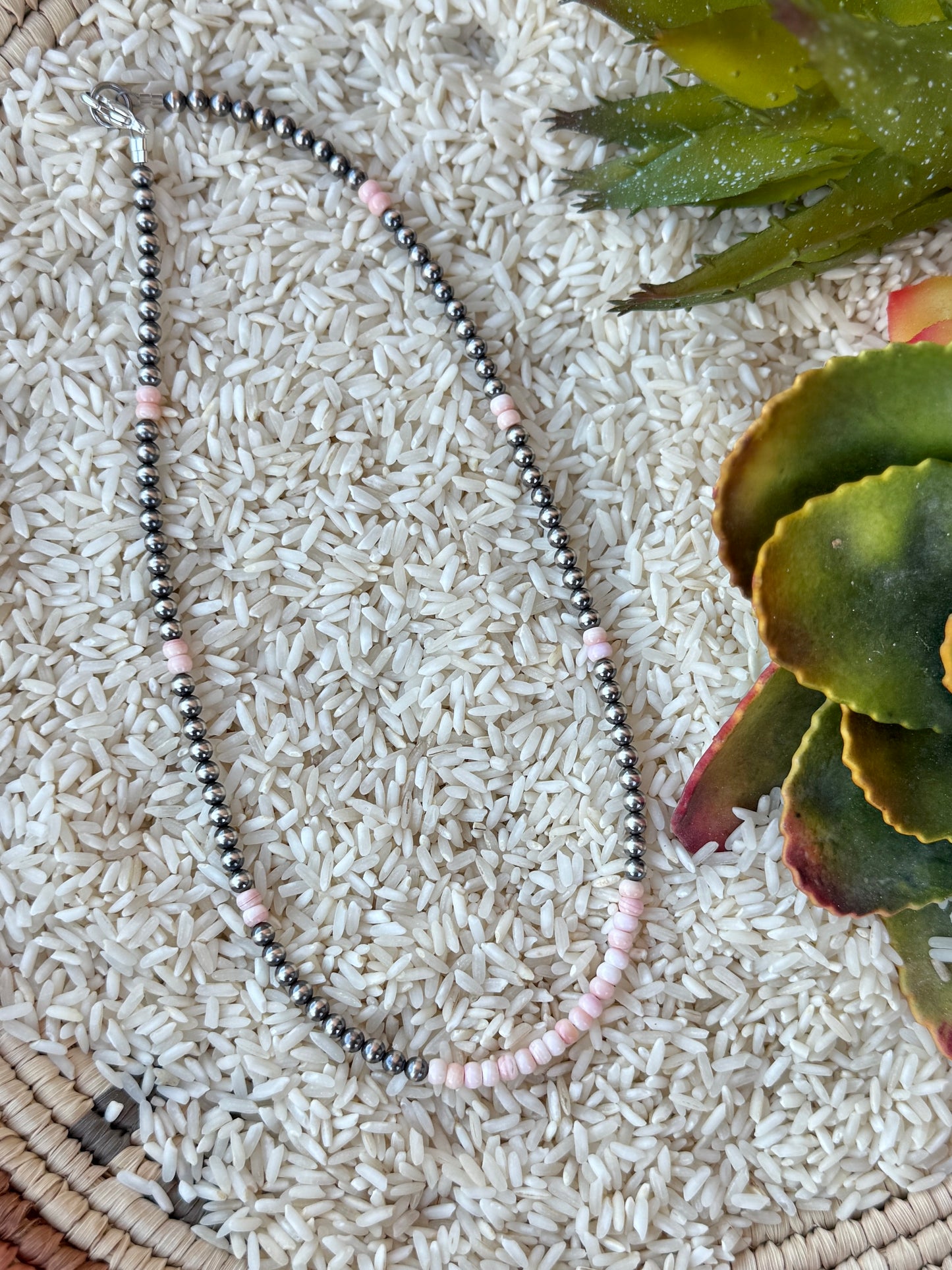 {Austin} Pink Conch Silver Bead Necklace