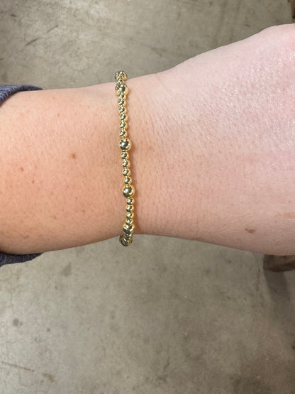 Plain Gold Graduated Bead Bracelet