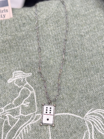 Dominio Paperclip Necklace