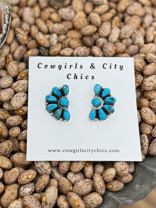 {Monica} Blue Kingman Side Clusters