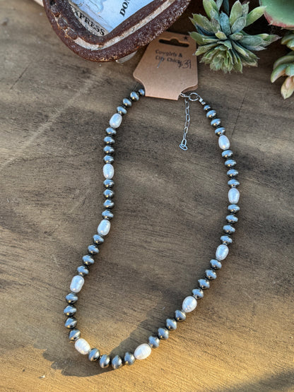 {Lubbock} Pearl Necklace