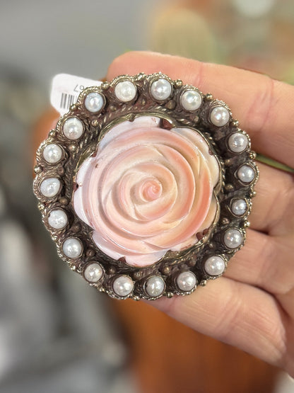 Pink Conch Rose Pendent