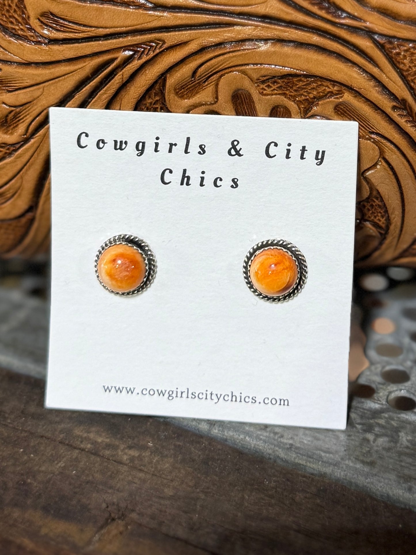 Small Spiny Oyster Stud Earrings