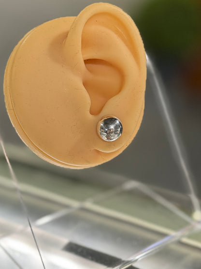 {Push-Button} Silver Studs