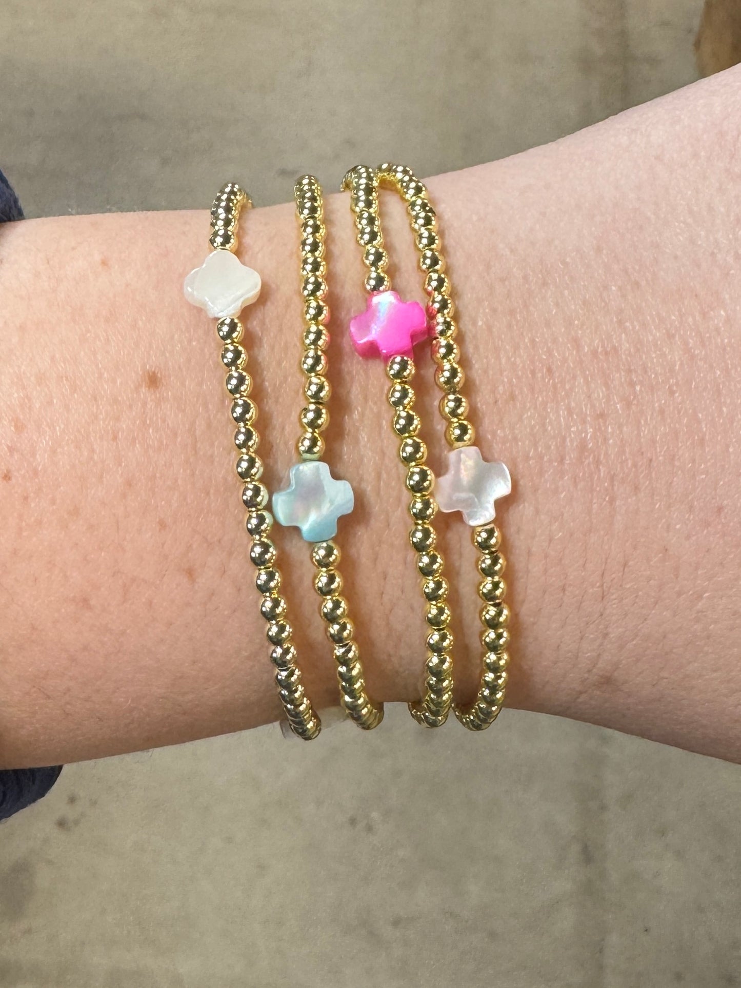 Shell & Gold Bead Bracelet