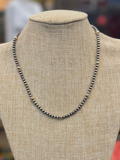 {Lubbock} Gold & Silver Pearl Necklace