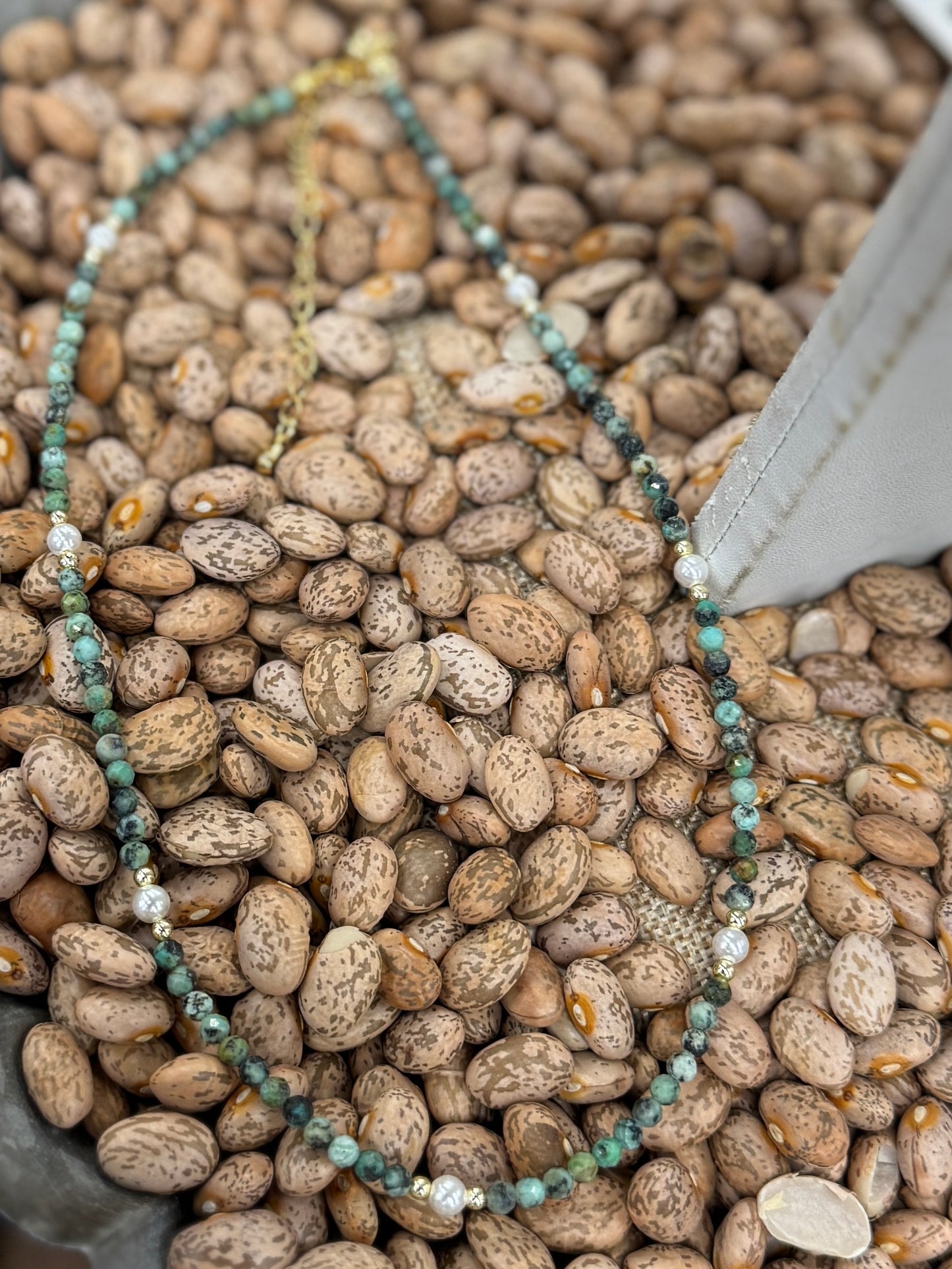 [Bella] Green, Pearl & Gold Necklace