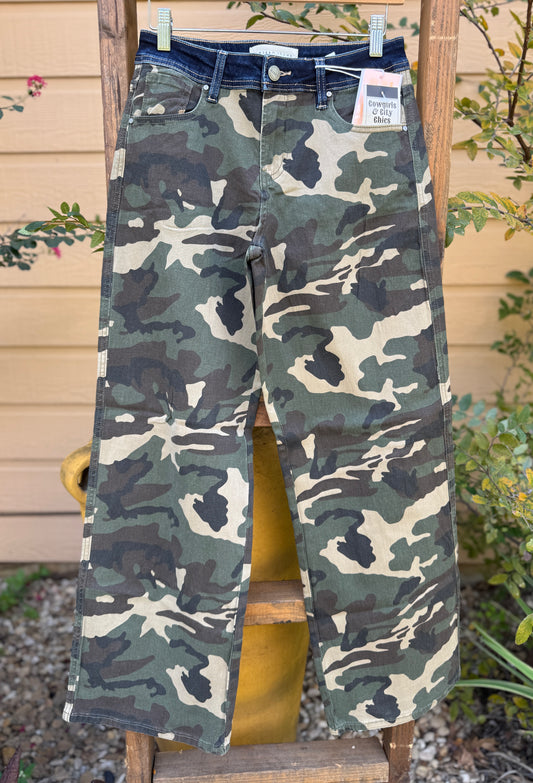 Risen Camo Wide Straight Leg Jean