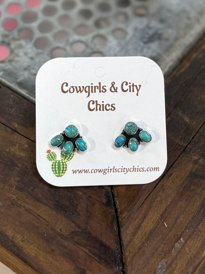 {Delta} Small Turquoise Cluster Stud Earrings