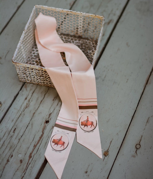 Roamin' Cowgirl Twilly