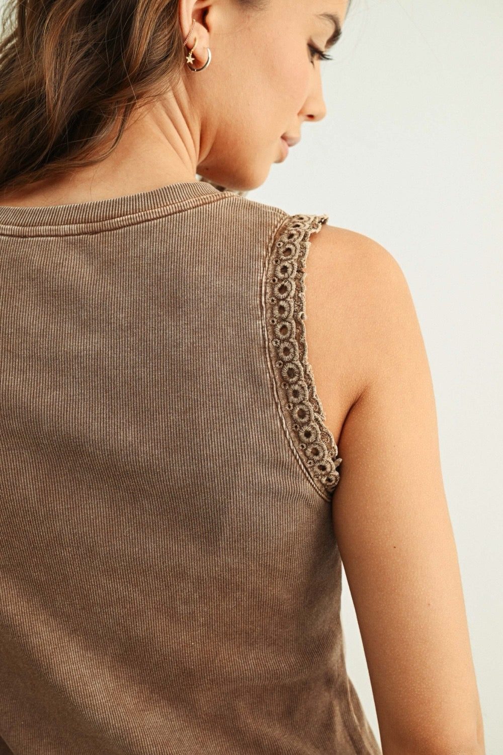 {Brown} Crochet Trim Tank