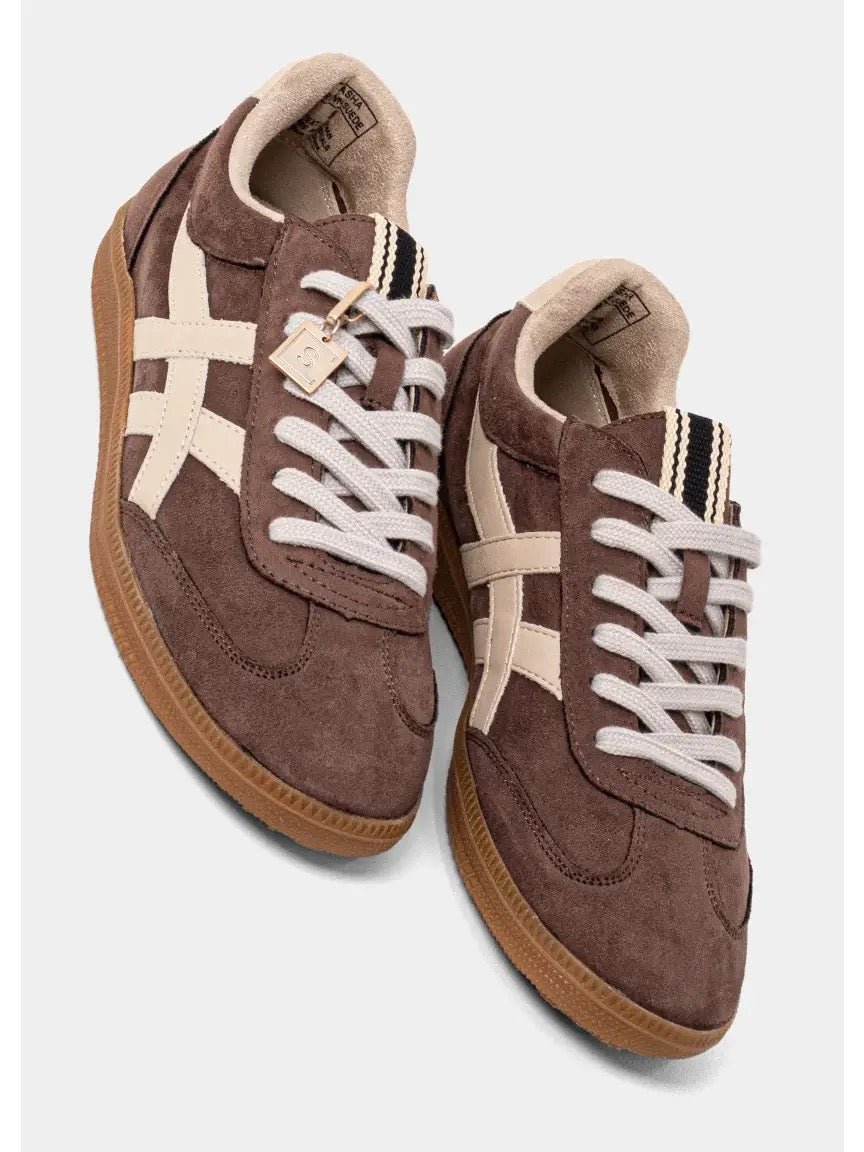 Sasha Low-Top Brown Suede Shoes