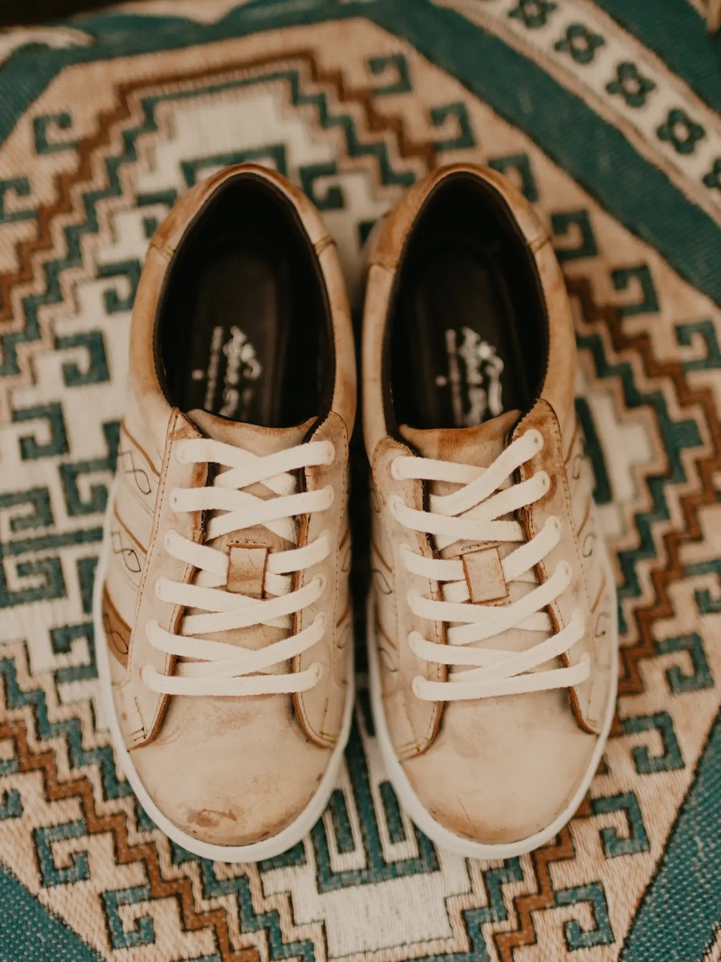 Sheridan Western Tennis Shoes
