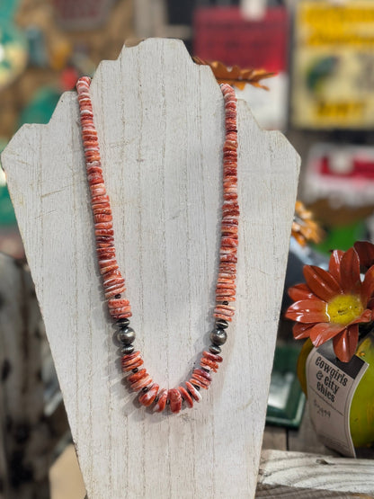{Amigo} Spiny & Silver Beaded Necklace - Cowgirls & City Chics