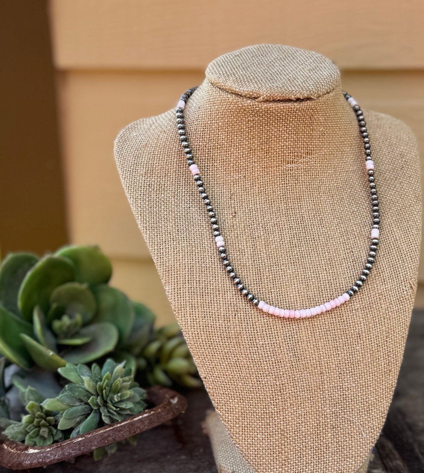 {Austin} Pink Conch Silver Bead Necklace - Cowgirls & City Chics