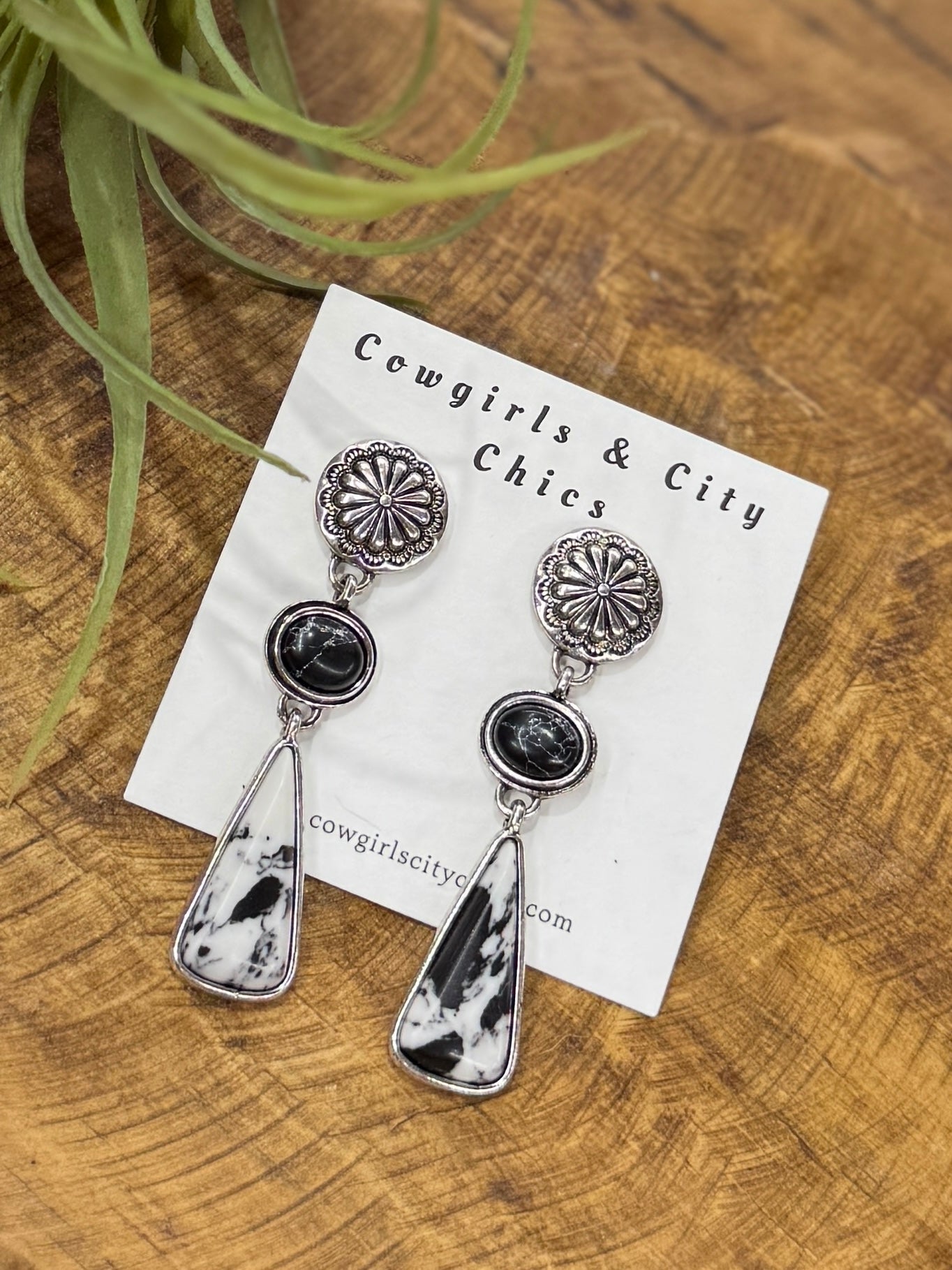 Black & White Stone Earrings - Cowgirls & City Chics