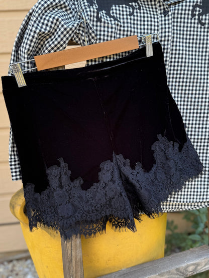 {Blk} Velvet Lace Trim Shorts - Cowgirls & City Chics