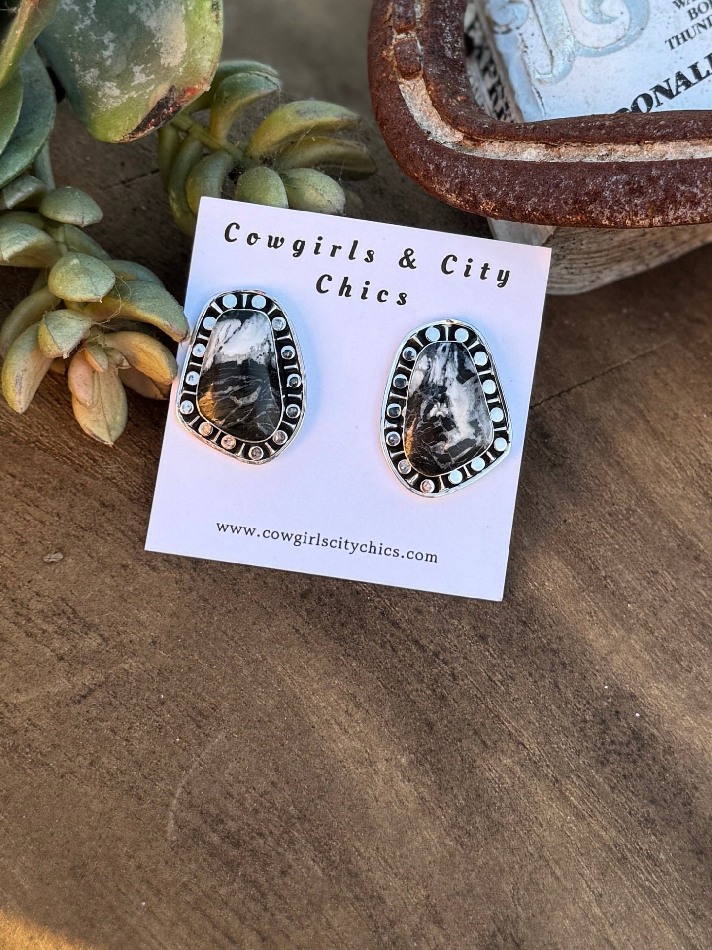 Chunky White Buffalo Studs - Cowgirls & City Chics