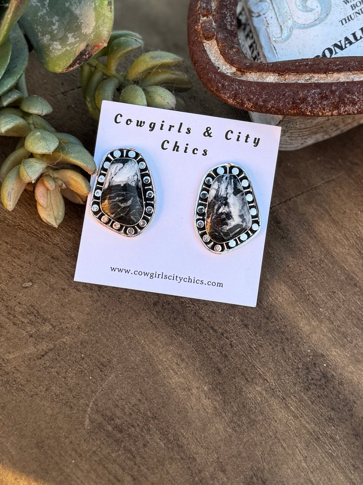 Chunky White Buffalo Studs - Cowgirls & City Chics